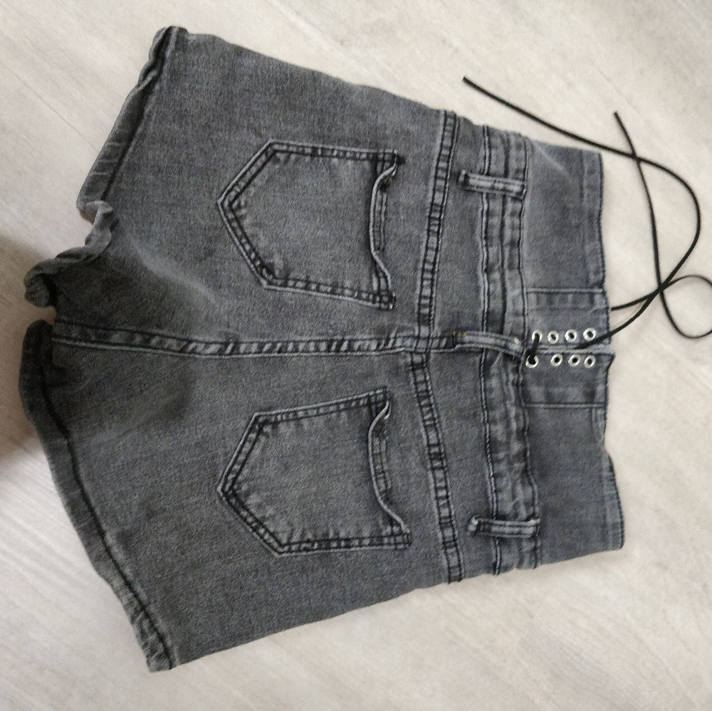 NWOT Gray wash high waist jean shorts - Picture 13 of 17